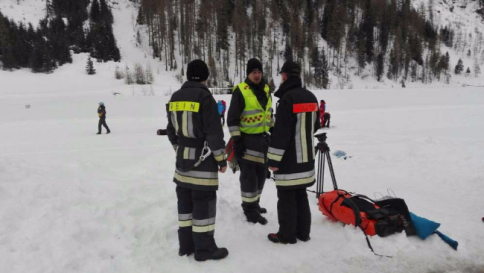 Si stacca enorme valanga in Valle Aurina Morti sei scialpinisti, cinque sono italiani