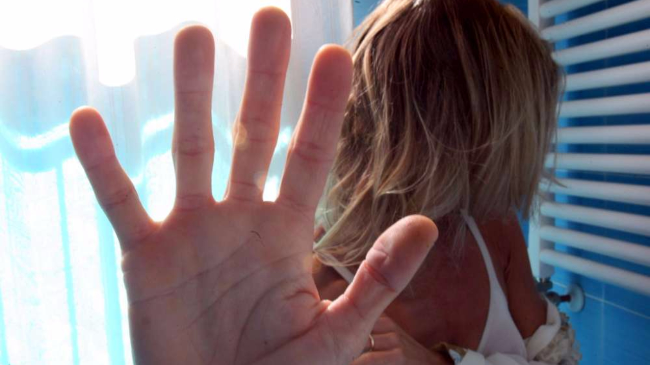 cerco ragazza per amore karaoke