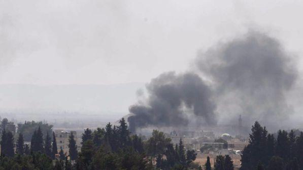 Siria, liberato principale campo petrolifero sotto controllo Isis