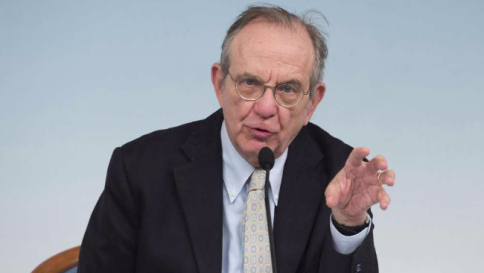 L. Stabilità, Padoan: "Stop evasione" Renzi a Regioni: "Basta polemiche"