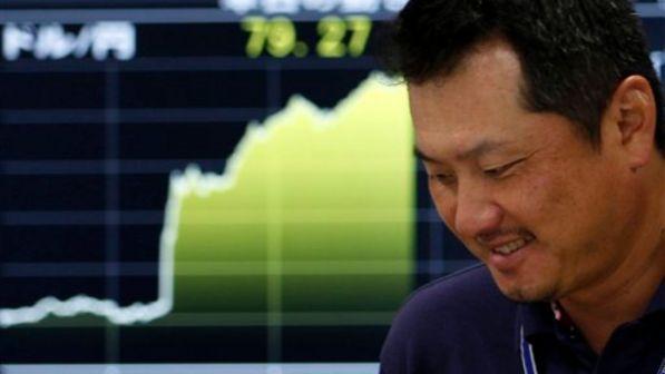 Tokyo, economia positiva: ottavo rialzo Pil trimestrale consecutivo