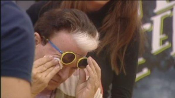 "Grande Fratello Vip", Cristiano Malgioglio scoppia in lacrime
