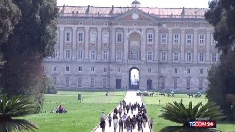 Caserta, il direttore lavora troppo e la Reggia è a rischio: proteste sindacali