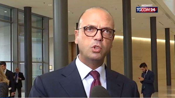 Ius soli, il ministro Alfano: "Al Senato voteremo sì"