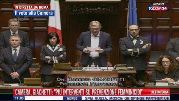 Camera, prima fumata nera per l'elezione del presidente