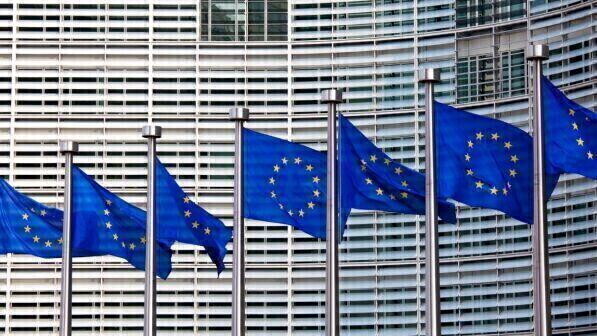 Financial Times: Bruxelles lancia stretta su acquisizioni straniere