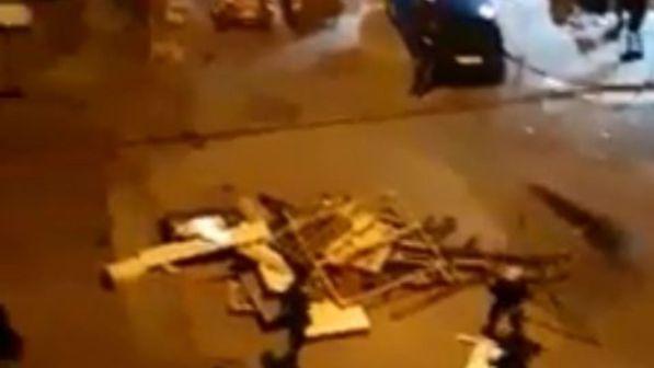 Babygang mettono a ferro e fuoco Napoli: scontri con polizia