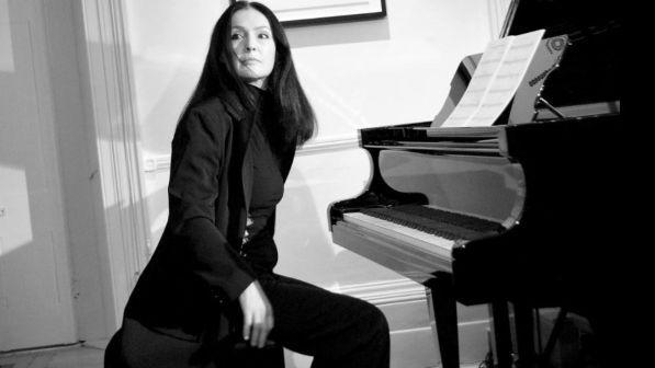 A "Popular" la pianista e compositrice Luciana Bigazzi