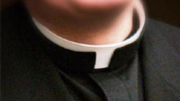 Sesso con un minore, tre arresti a Vibo Valentia: c'è anche un prete