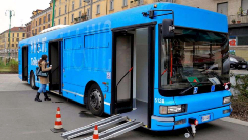 Milano, arriva il "toilet bus": seguirà tutti i grandi eventi in programma in città