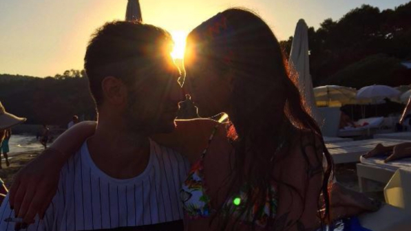 Jeremias Rodriguez, che passione a Ibiza con la fidanzata Sara
