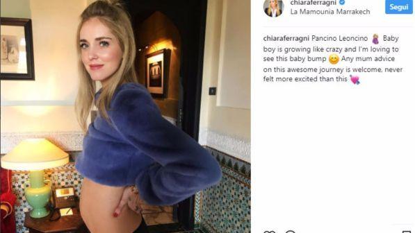 Chiara Ferragni, pancino nudo in vista e una conferma: il bebè si chiamerà Leone