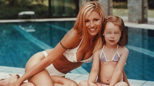 Michelle Hunziker, in arrivo il quarto figlio? Quella didascalia su Instagram...
