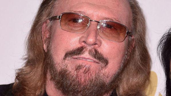 Barry Gibb, l'ex Bee Gees confessa. "A 4 anni un uomo ha tentato di molestarmi!"