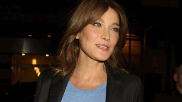 Carla Bruni: “Con Nicolas Sarkozy sesso pazzesco”