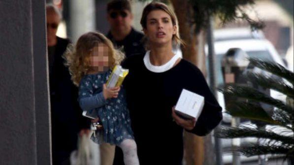 Elisabetta Canalis, shopping californiano con Skyler