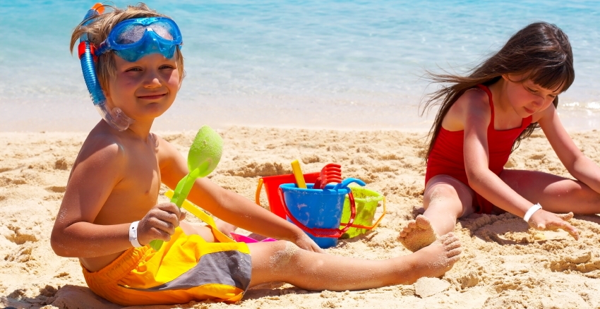 Il kit di pronto soccorso per il mare a misura di famiglia