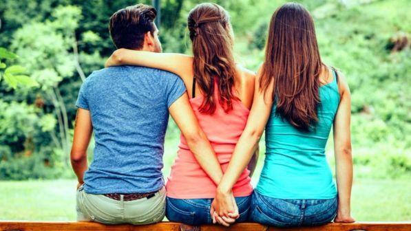 Stare dall'altra parte: quando l'amante sei tu...