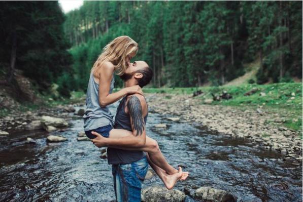 Al mare o in montagna? Scopri dove stuzzicare il sesso