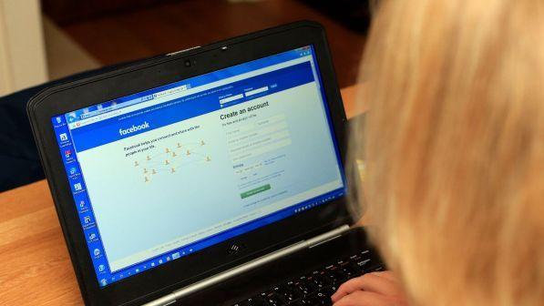 Troppi estremisti, Facebook e Google di nuovo davanti a Senato Usa