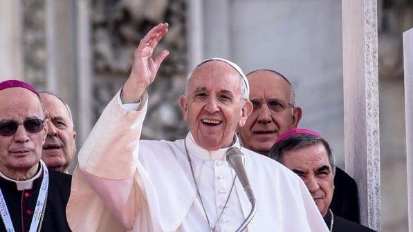 Arriva il film-documentario su Papa Francesco: lo dirige Wim Wenders