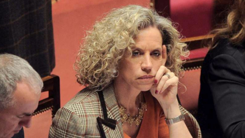 Unioni civili, ddl slitta al 24 febbraio Il Pd punta su testo senza stralcio
