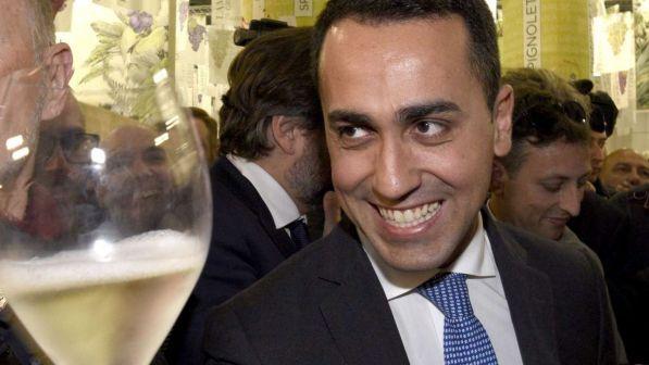 Di Maio avverte Salvini: "Tra qualche giorno il 'forno' si chiude" | Leader leghista: "Se vuole Renzi si accomodi"