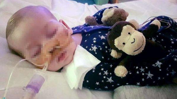 Strasburgo: Londra continui a tenere in vita il piccolo Charlie Gard