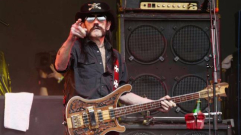 Lemmy, addio in stile rock: il funerale sarà al Rainbow Club