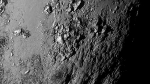Nasa, ecco le prime foto scattate da New Horizons: montagne su Plutone