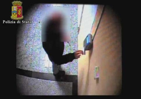 Assenteismo in Comune, denunciati 62 furbetti del cartellino nel Catanese