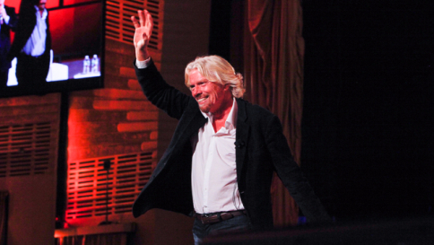 Richard Branson al WBFMI, tutti a lezione da un imprenditore ribelle