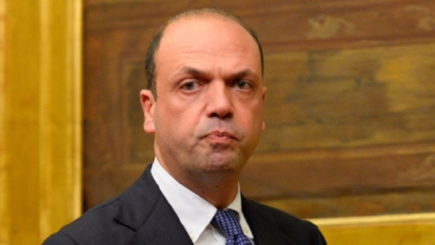 Giubileo, Alfano: "Assunti 2.500 agenti, ma Roma non sarà militarizzata"