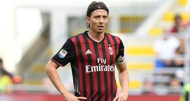 Milan, Montolivo operato: intervento riuscito