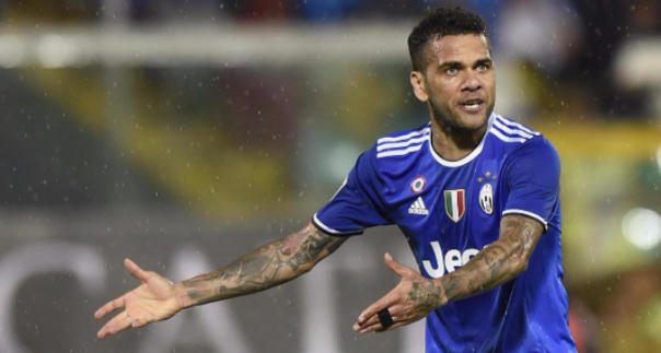 Juventus, Dani Alves: "Qui per vincere la Champions"