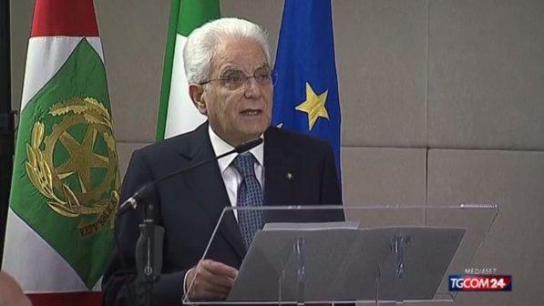 Barcellona, Mattarella: "I terroristi non rimarranno impuniti"