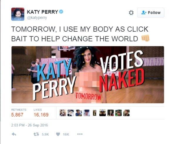 Katy Perry si spoglia per sostenere Hillary Clinton