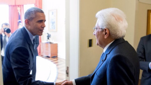 Mattarella, incontro alla Casa Bianca con Obama: "Uniti contro i nemici della pace"