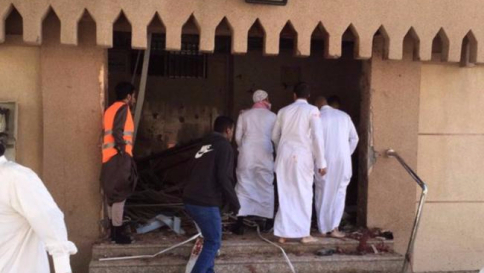 Arabia Saudita, kamikaze in moschea sciita Quattro persone uccise e altre 18 ferite