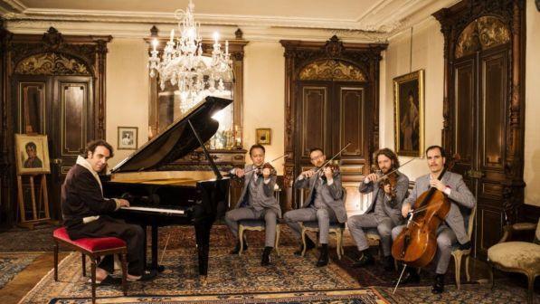 Chilly Gonzales, il pianista che fa sentire a casa i suoi ospiti