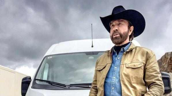 Chuck Norris, due infarti in 45 minuti: "Stava morendo"