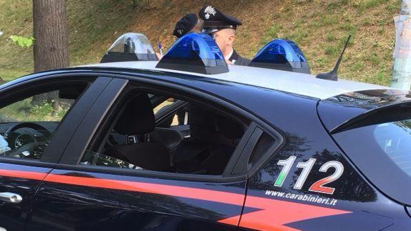 Falso fotografo adescava minori online, arrestato a Milano