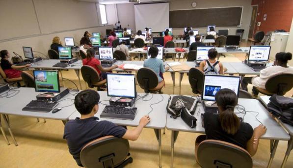 Invalsi 2018, prove al pc promosse ma metà degli studenti copia