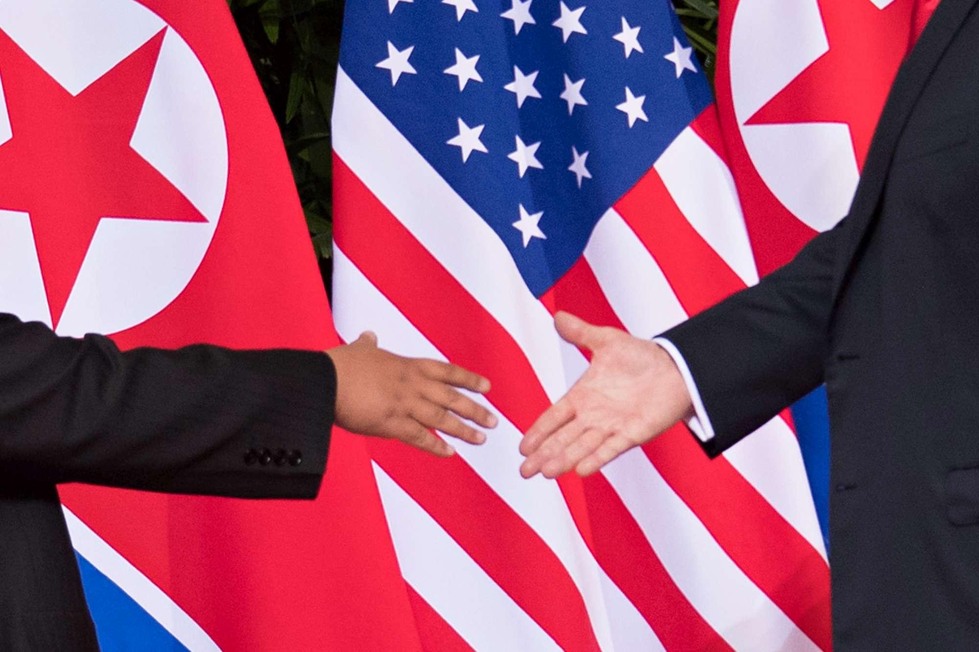 Singapore, Kim a Trump: Nice to meet you Mr. President