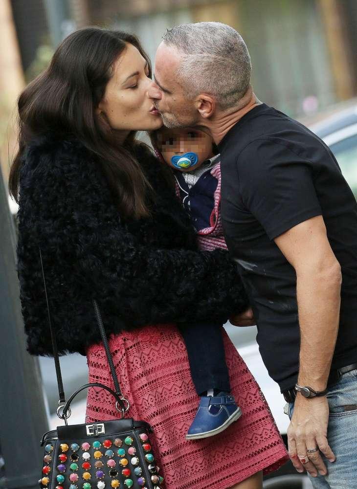 Eros Ramazzotti, compleanno al bacio