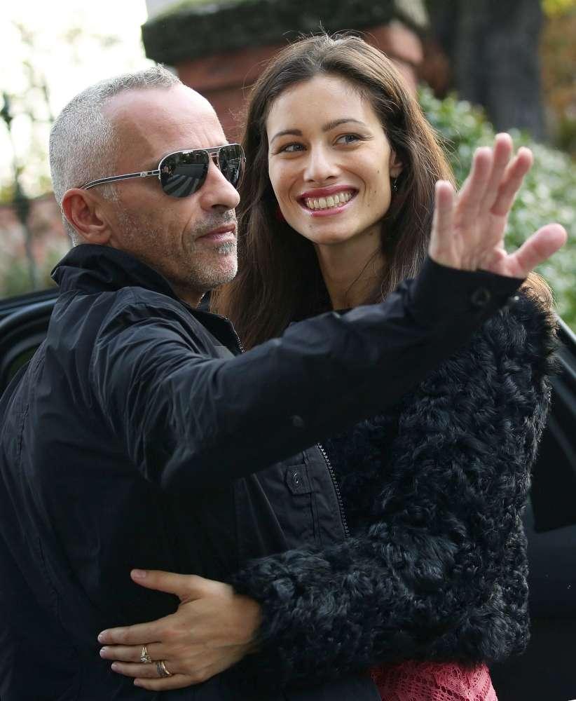 Eros Ramazzotti, compleanno al bacio