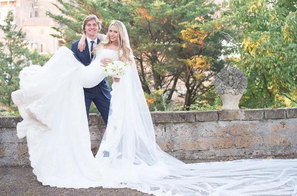 Martina Stella e Andrea Manfredonia, luna di miele al bacio