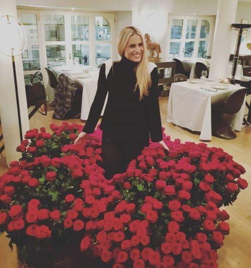 Michelle Hunziker spegne 41 candeline: guarda festa e regali