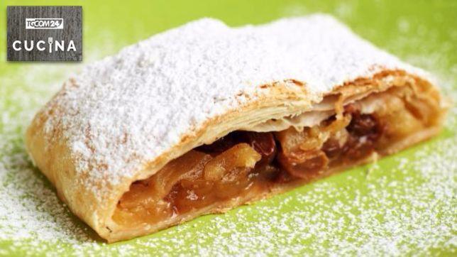 Strudel di mele, cioccolato e noci