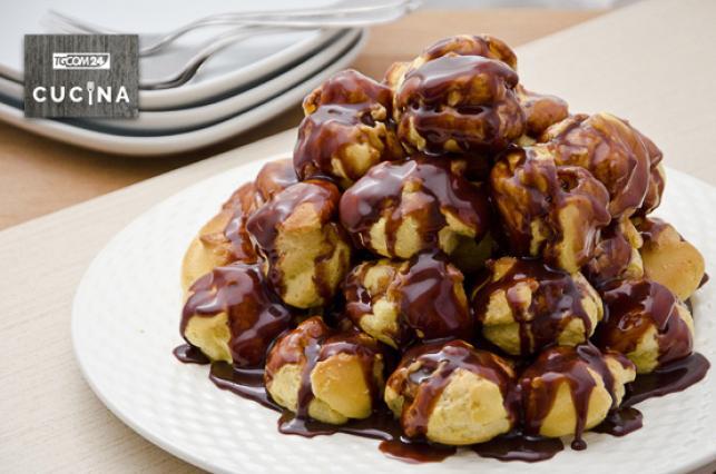 Profiteroles al cioccolato